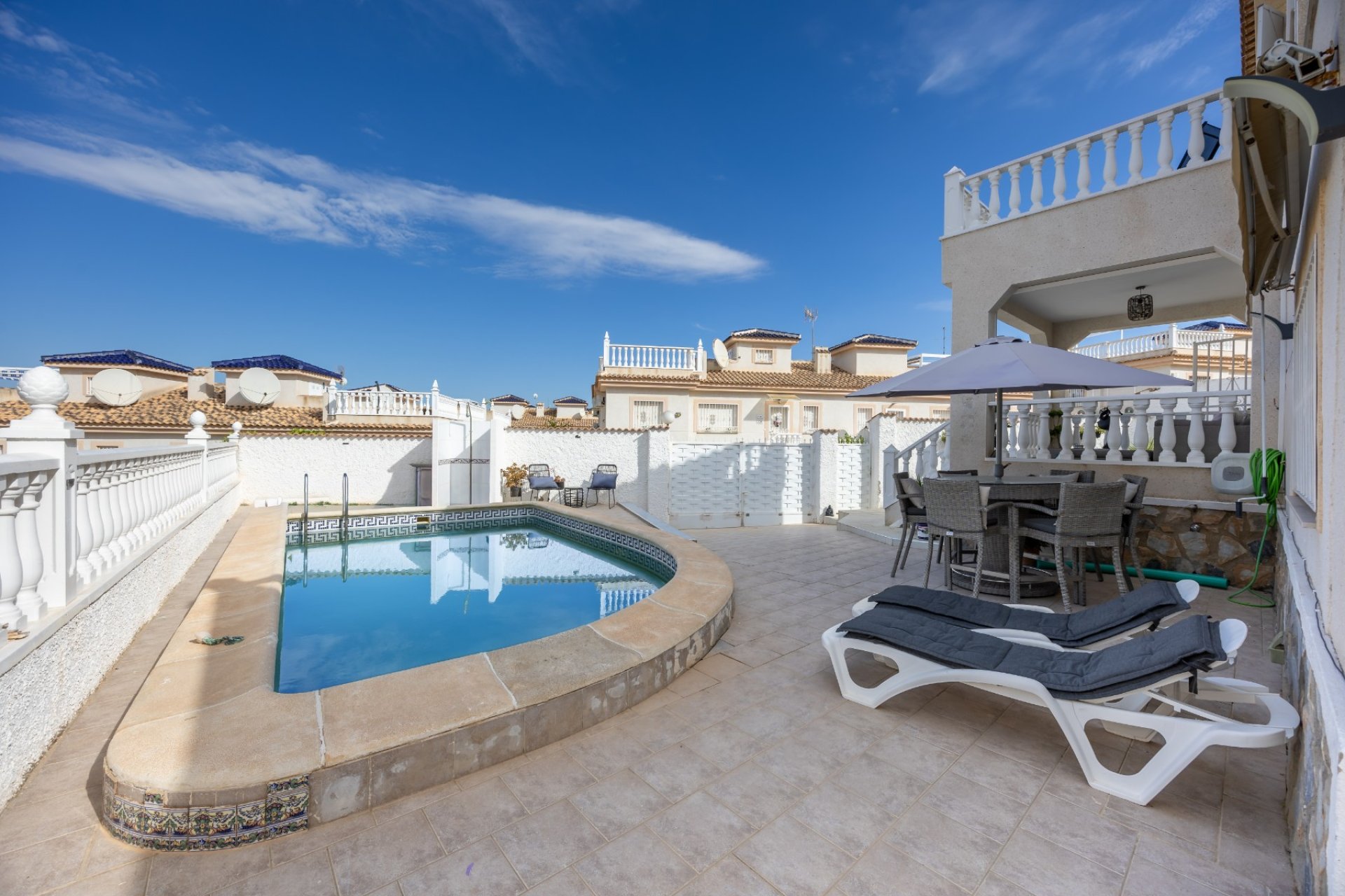 Sale - Villa - Benijófar - Benimar