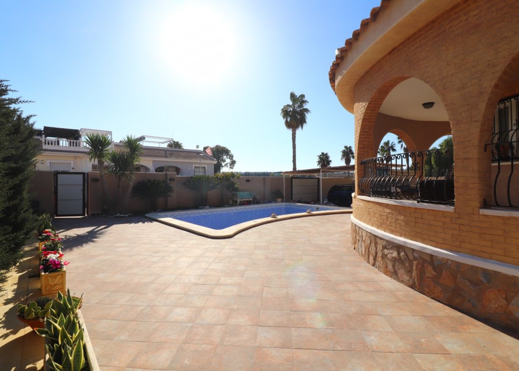 Sale - Villa - Benijofar - Monte Azul