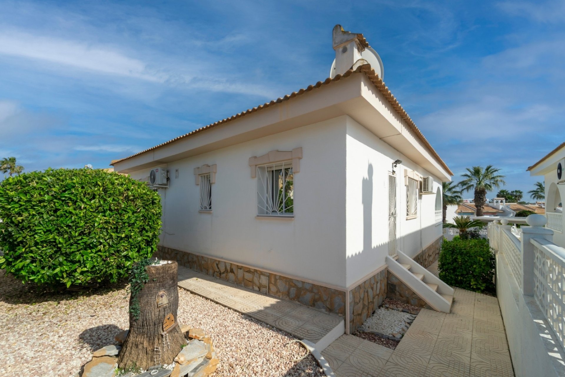 Sale - Villa - Benijofar - Monte Azul