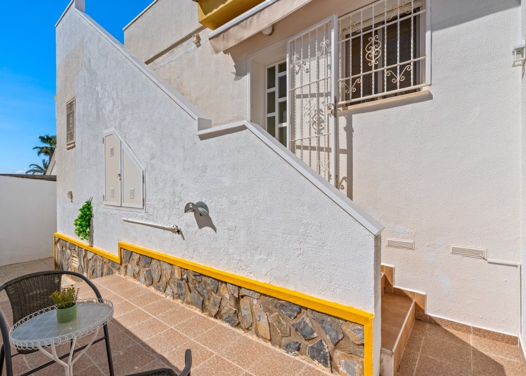 Sale - Villa - Benijófar - Monte Azul
