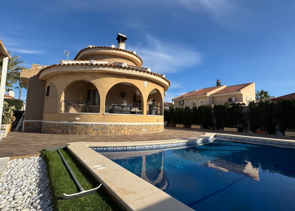 Sale - Villa - Benijófar