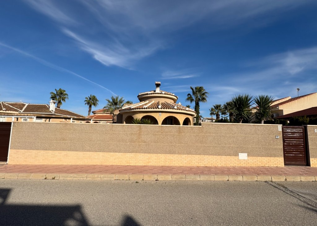 Sale - Villa - Benijófar