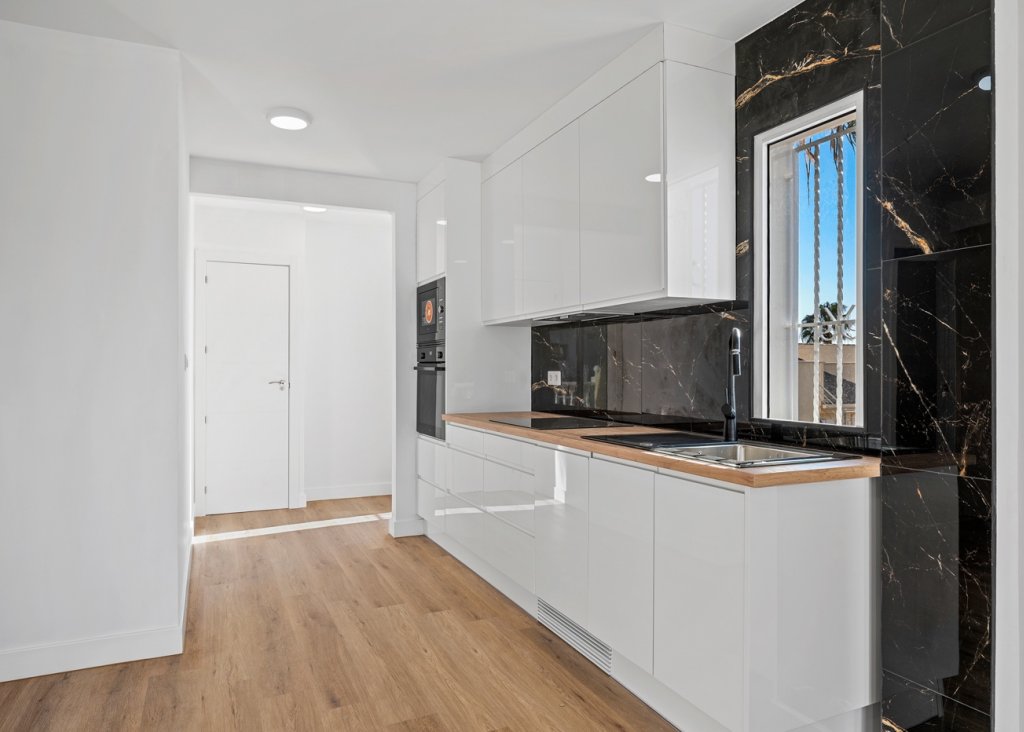 Sale - Villa - Benimar