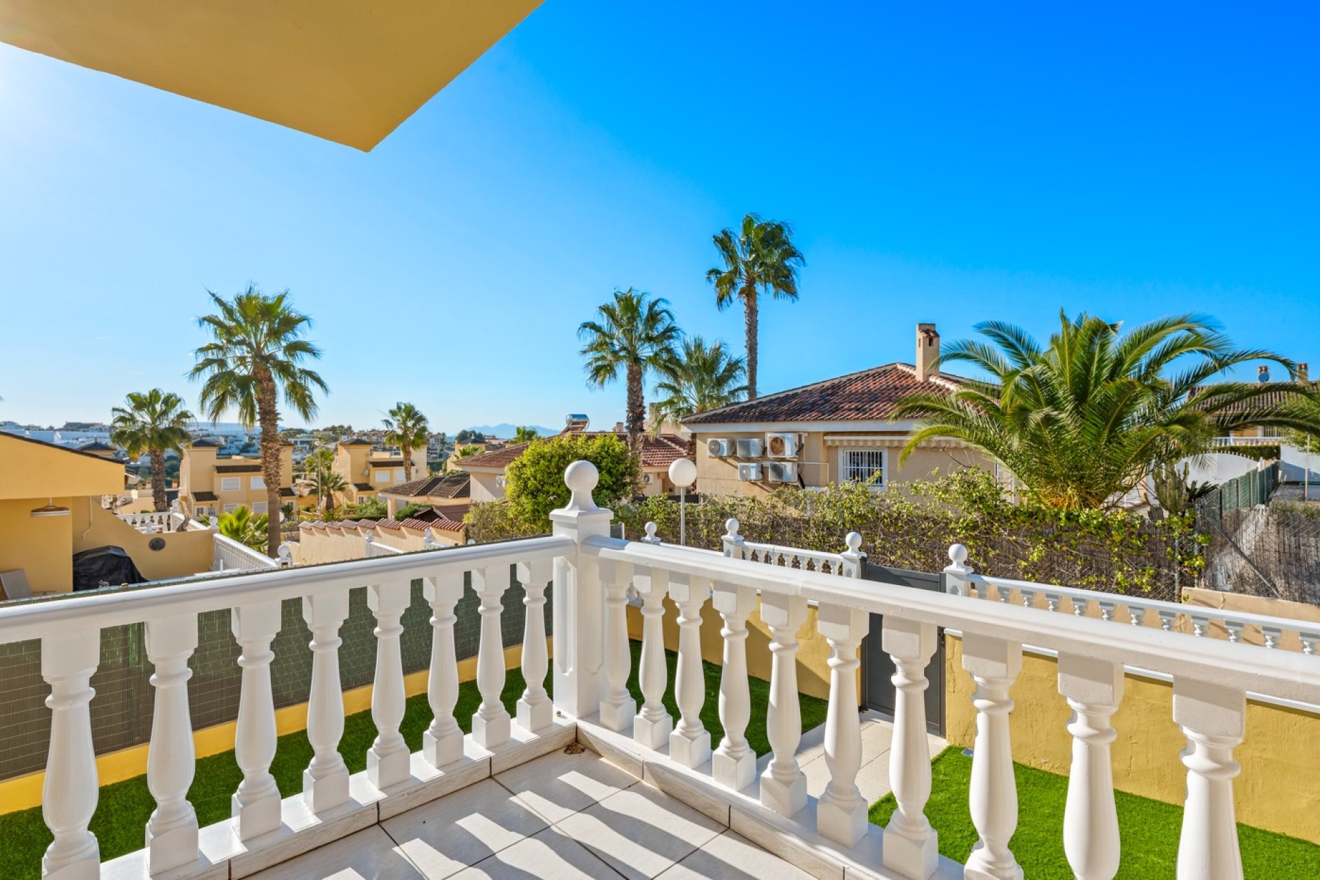 Sale - Villa - Benimar