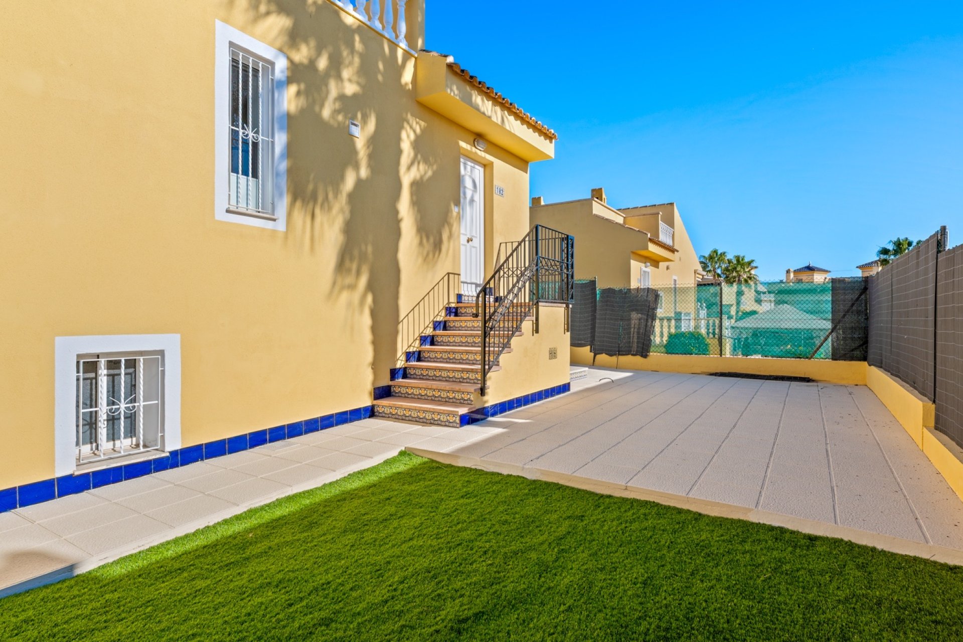 Sale - Villa - Benimar