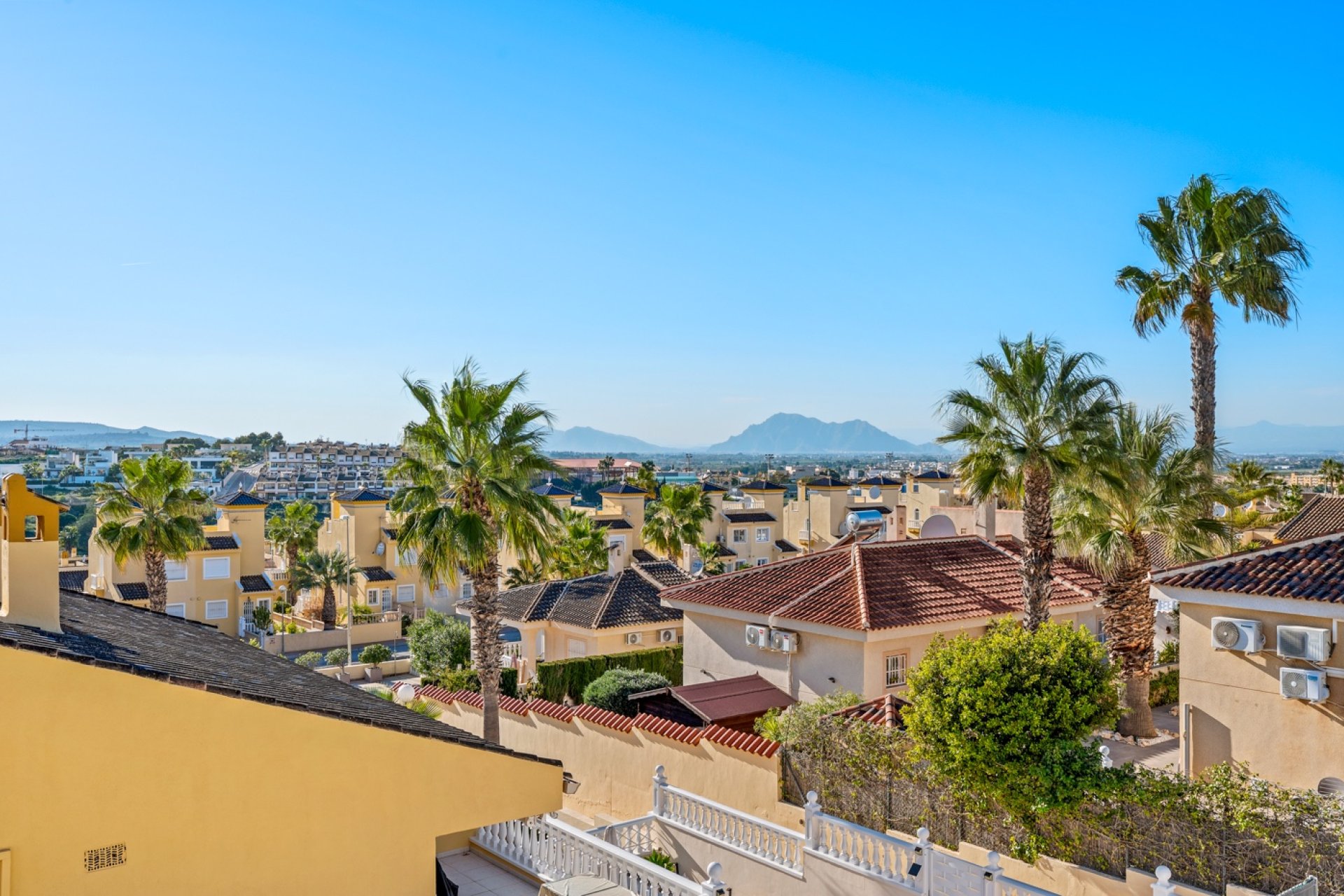 Sale - Villa - Benimar