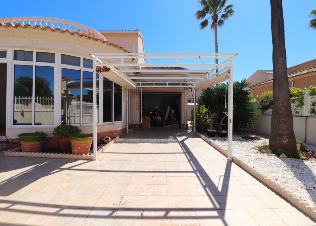 Sale - Villa - Ciudad Quesada - Atalayas