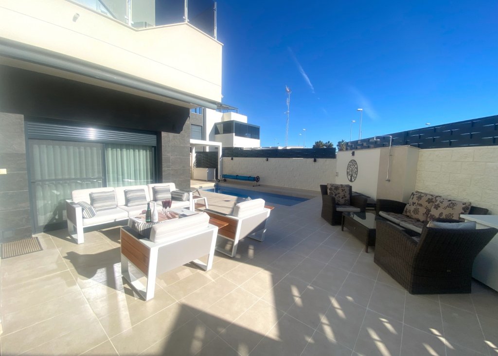 Sale - Villa - Ciudad Quesada - Pueblo Bravo