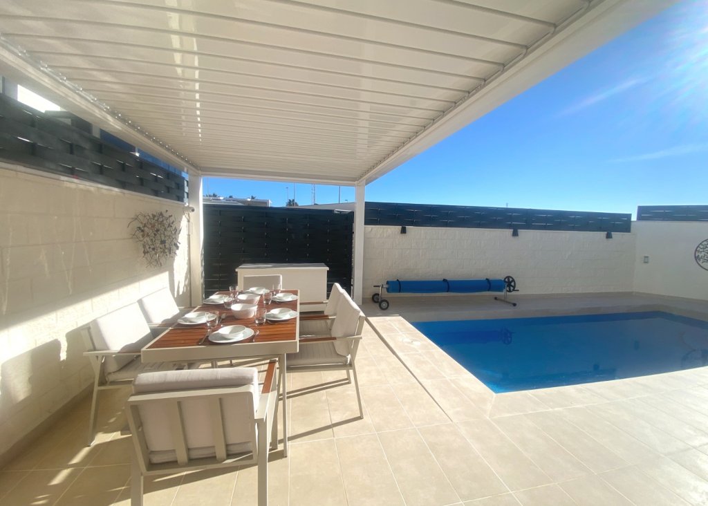 Sale - Villa - Ciudad Quesada - Pueblo Bravo