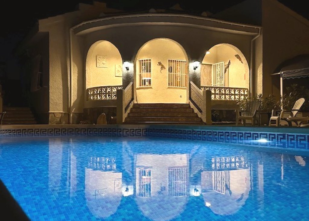 Sale - Villa - Ciudad Quesada - Pueblo Bravo