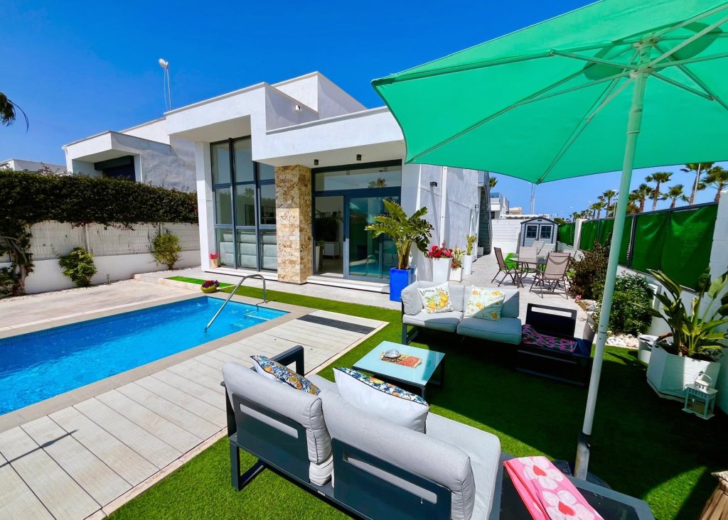 Sale - Villa - Ciudad Quesada - Pueblo Bravo