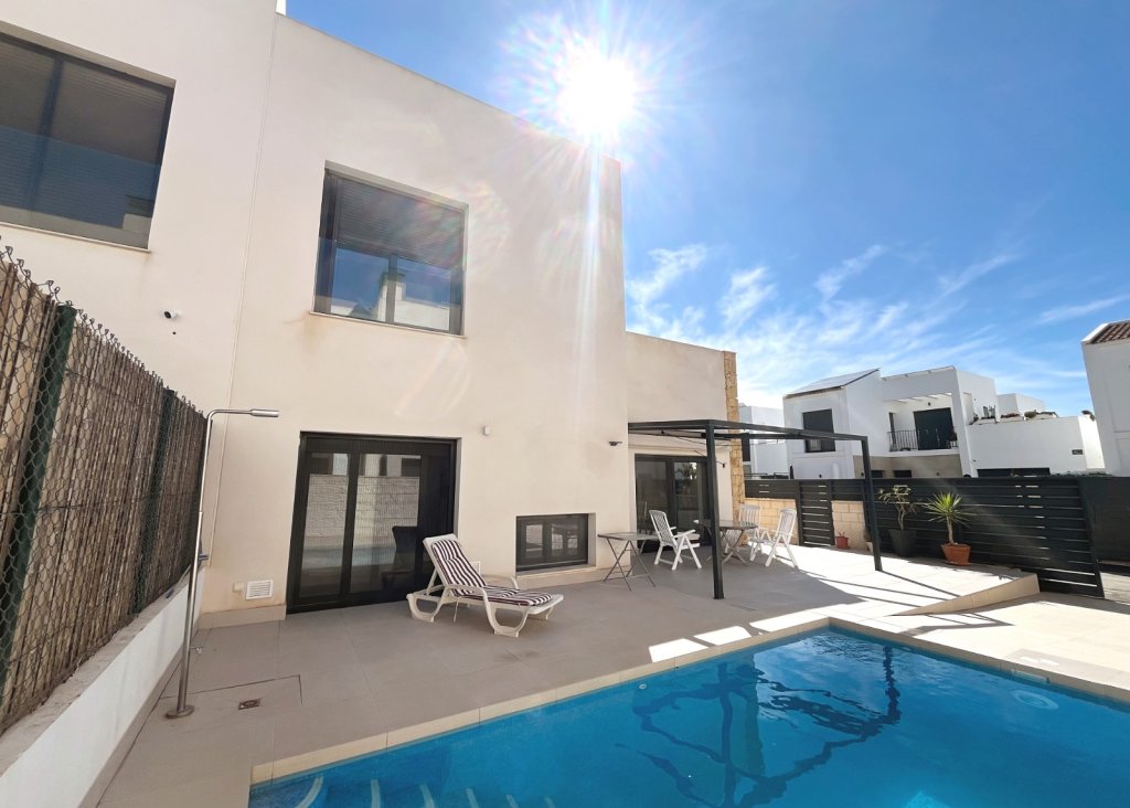 Sale - Villa - Ciudad Quesada - Pueblo Bravo