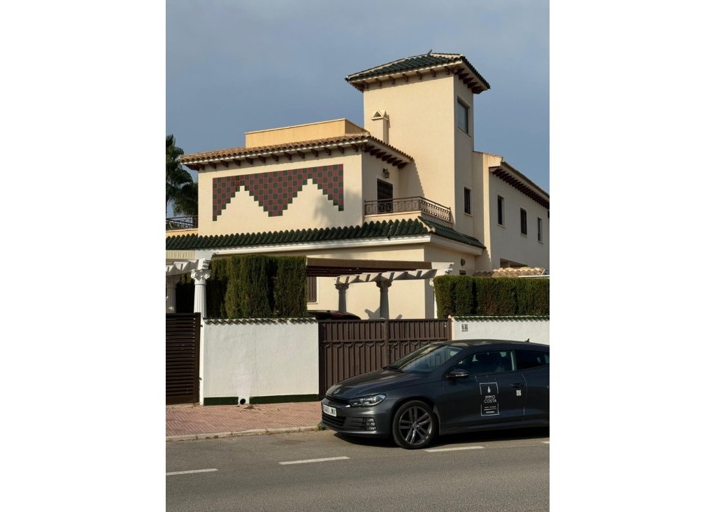 Sale - Villa - Ciudad Quesada - Rojales