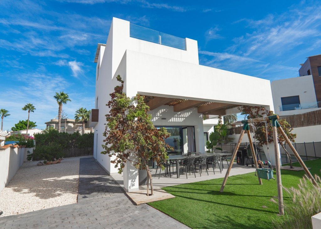 Sale - Villa - Ciudad Quesada - town