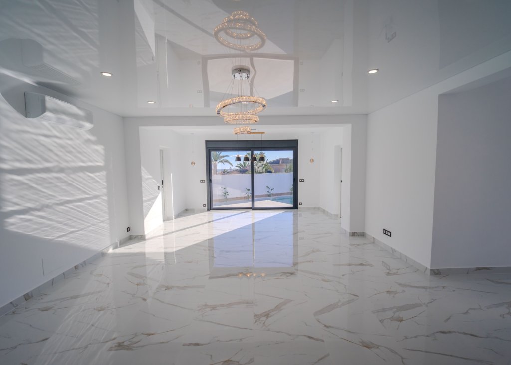 Sale - Villa - Ciudad Quesada - town