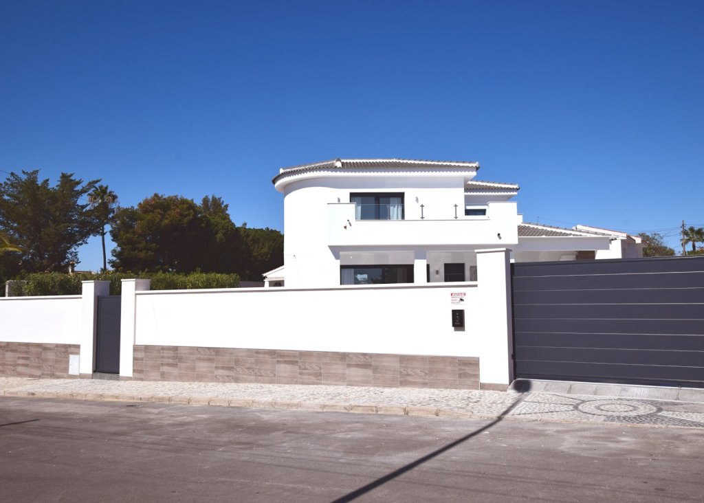 Sale - Villa - Ciudad Quesada