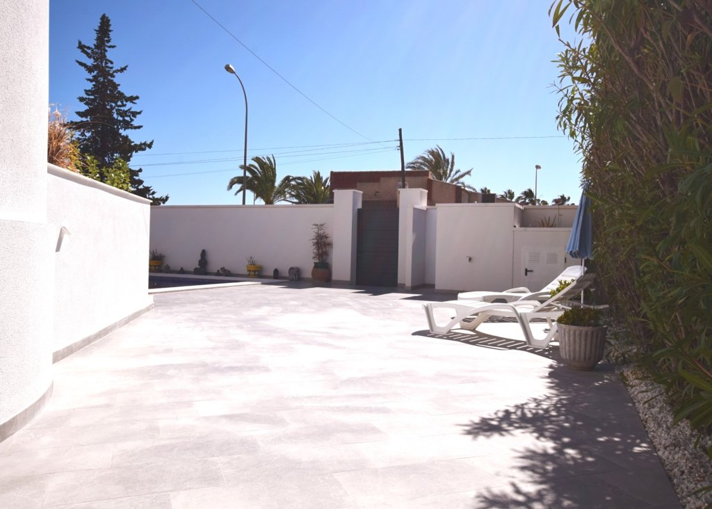 Sale - Villa - Ciudad Quesada