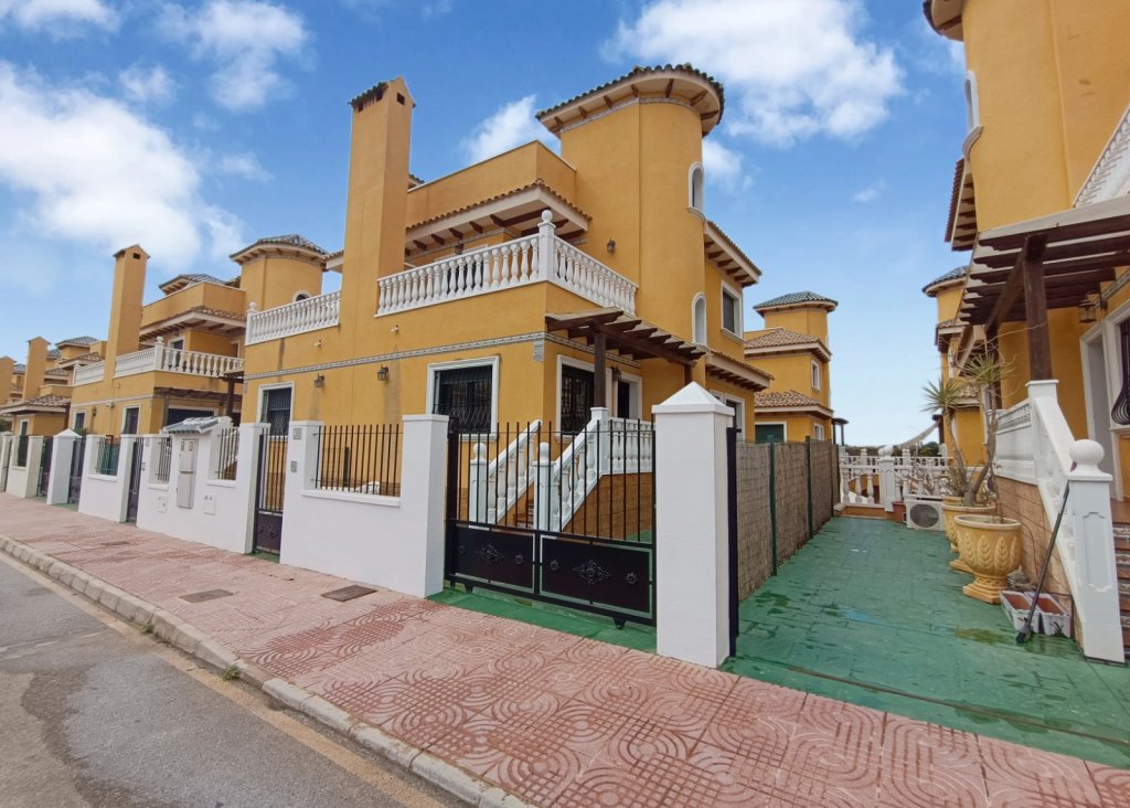 Sale - Villa - Ciudad Quesada