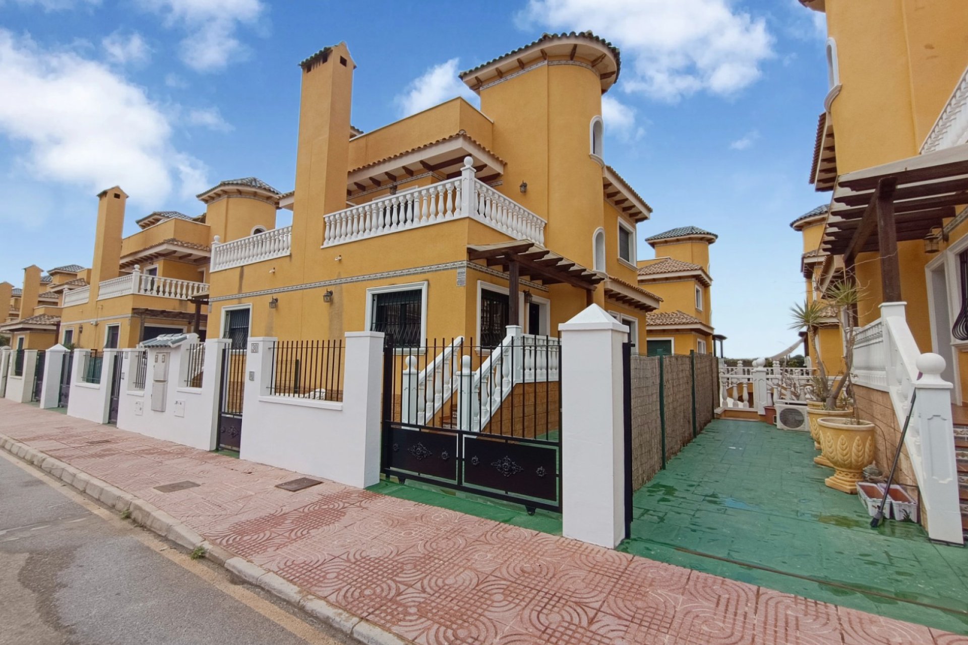 Sale - Villa - Ciudad Quesada