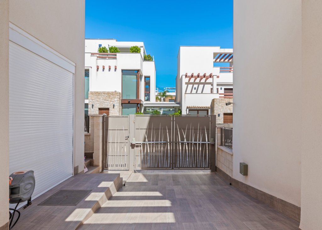 Sale - Villa - Ciudad Quesada