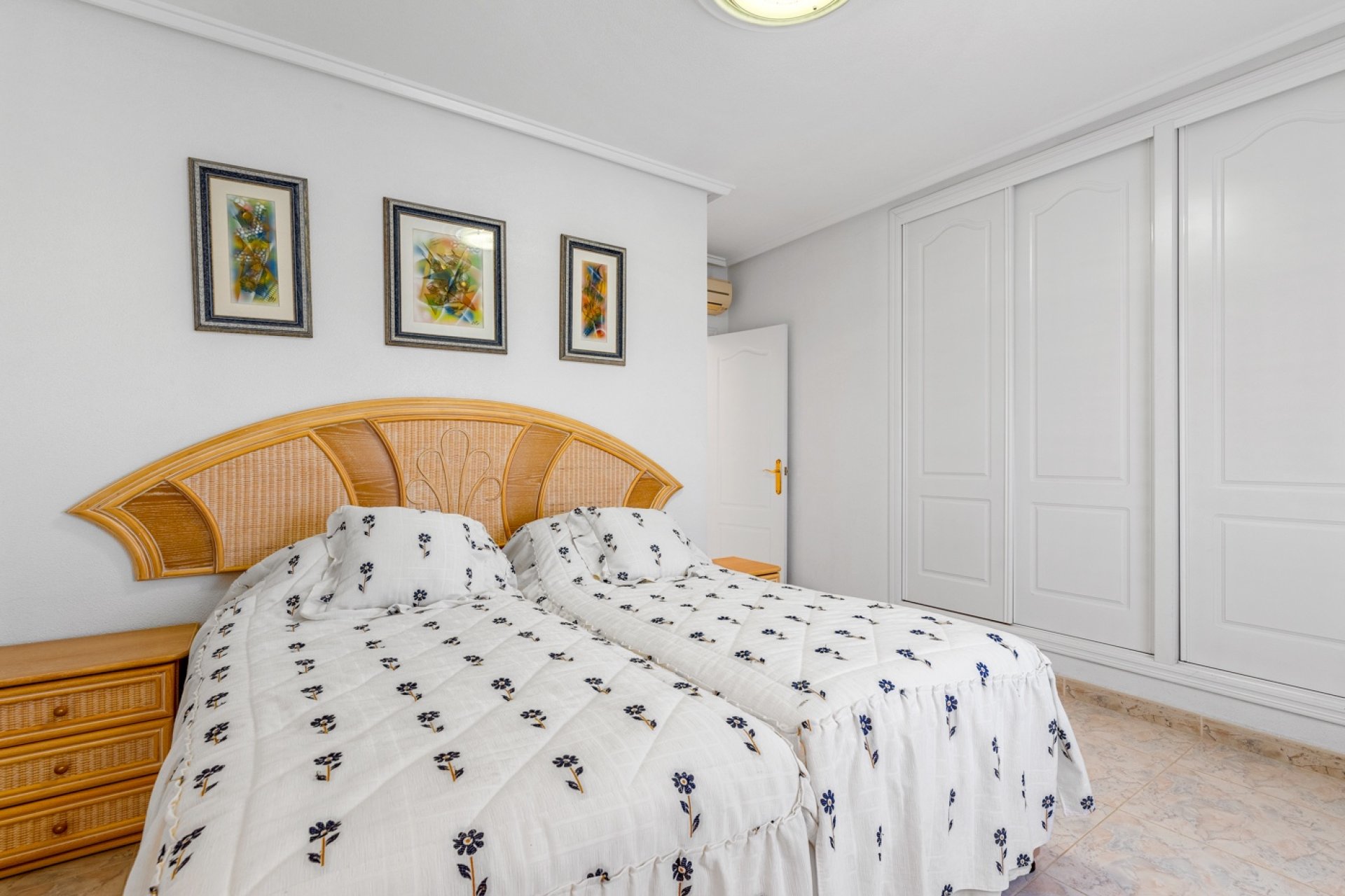 Sale - Villa - Ciudad Quesada