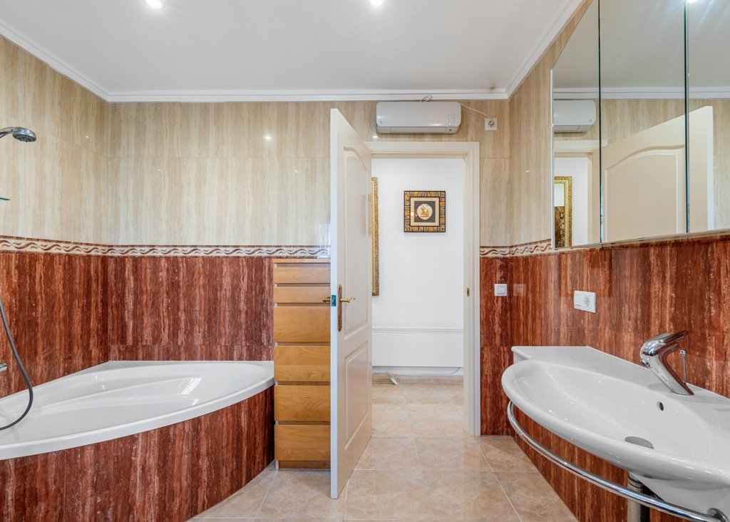 Sale - Villa - Ciudad Quesada