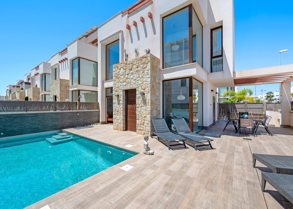 Sale - Villa - Ciudad Quesada