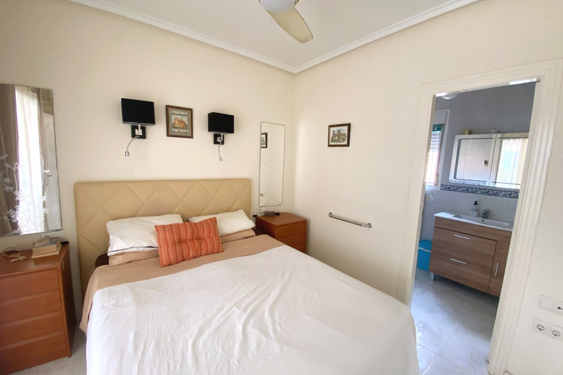 Sale - Villa - Ciudad Quesada