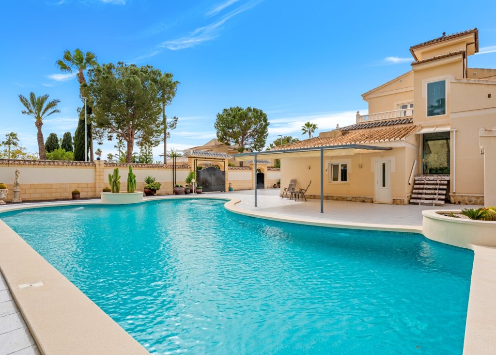 Sale - Villa - Ciudad Quesada