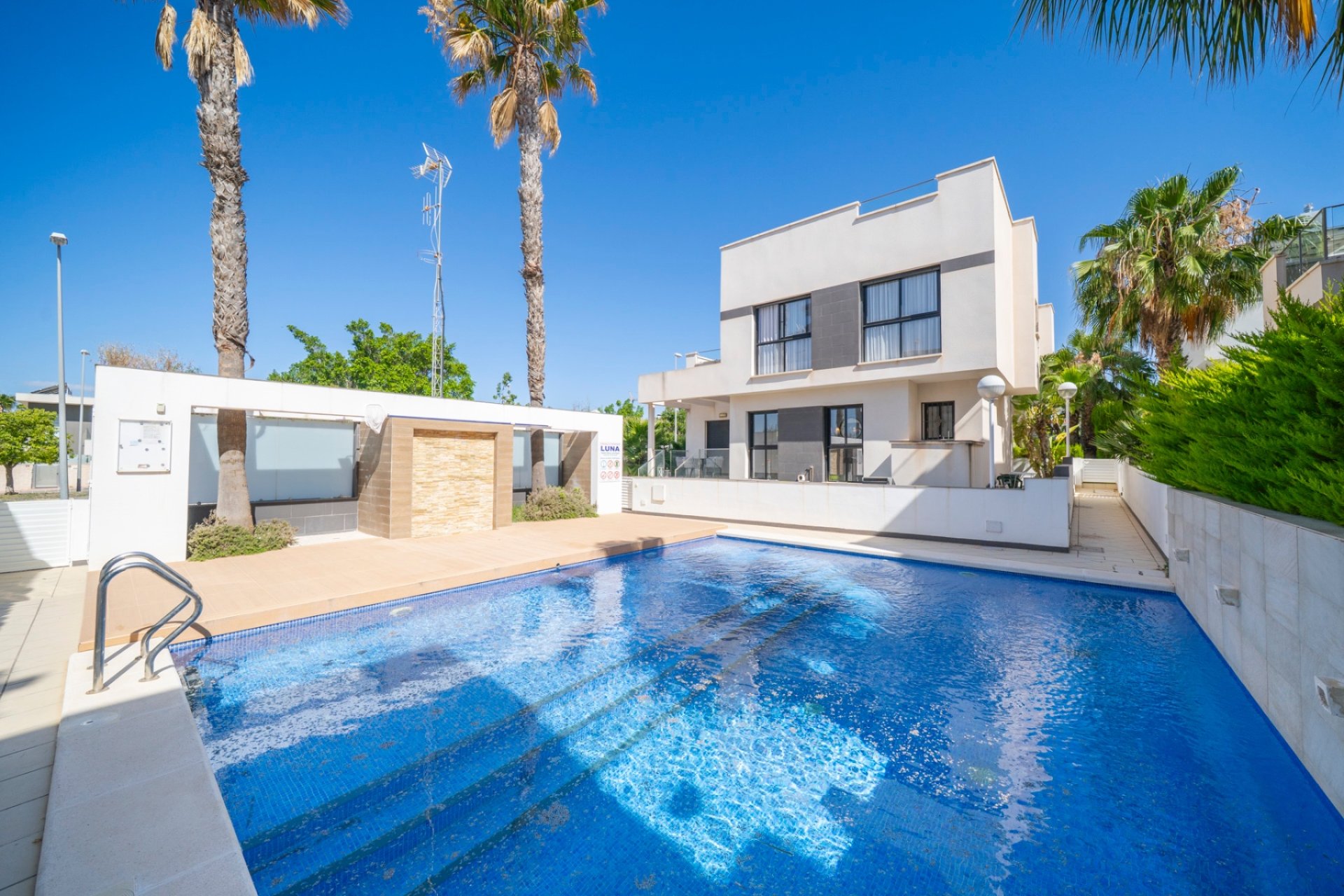 Sale - Villa - Ciudad Quesada