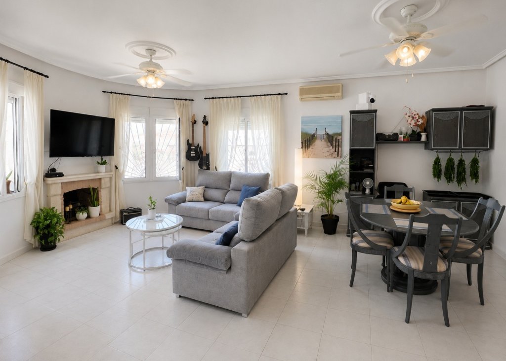 Sale - Villa - Ciudad Quesada