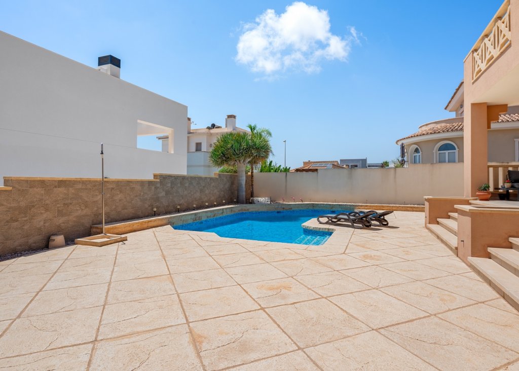 Sale - Villa - Ciudad Quesada