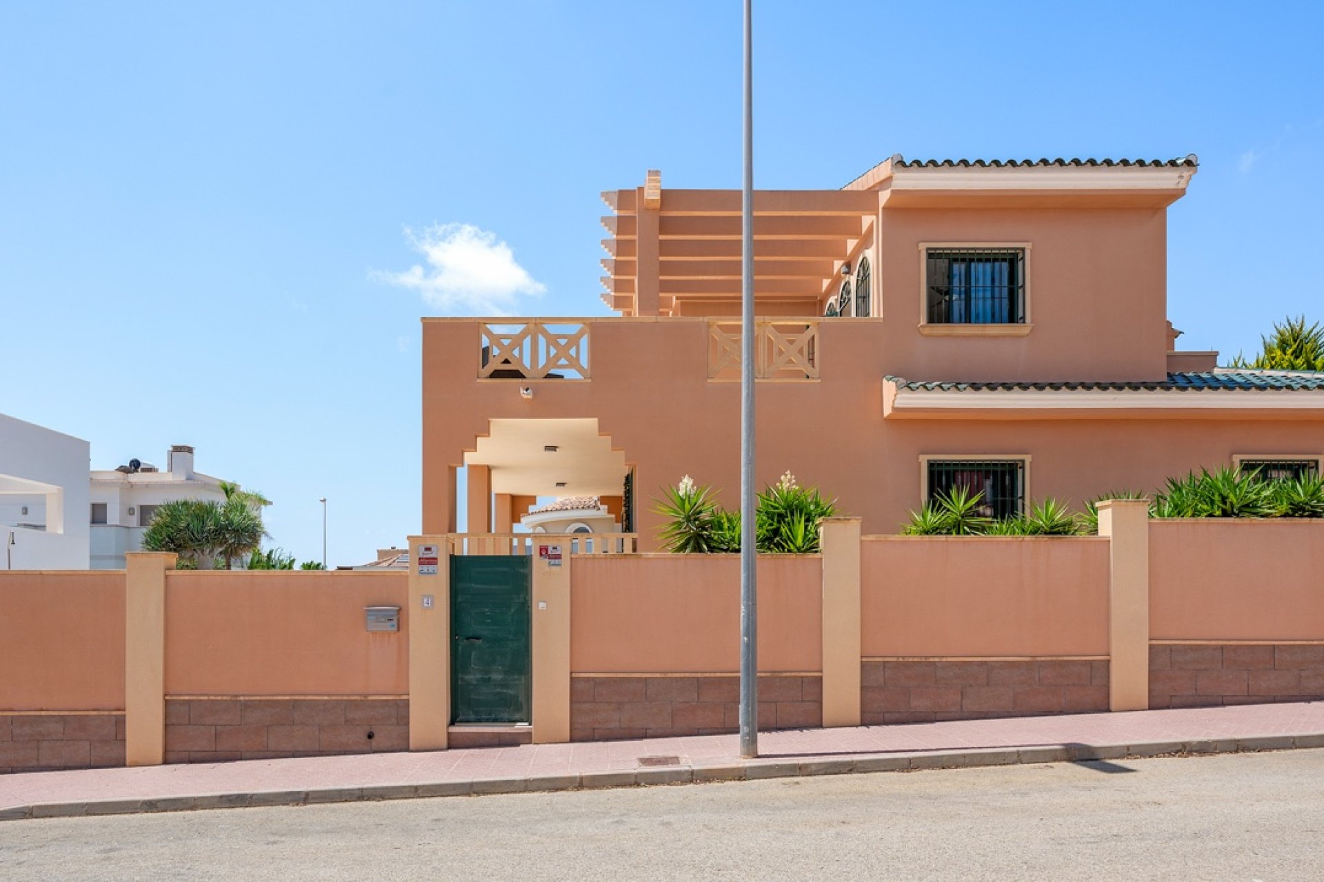 Sale - Villa - Ciudad Quesada