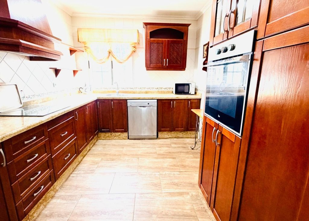 Sale - Villa - Crevillente
