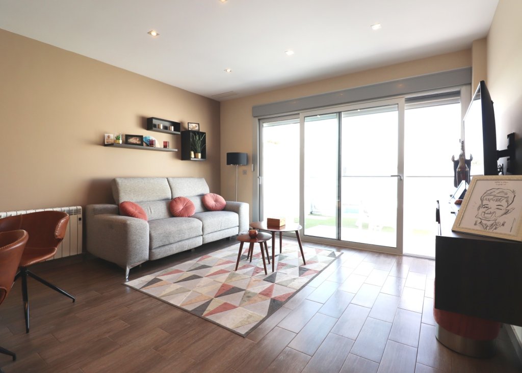 Sale - Villa - Daya Vieja - Daya Vieja - Town