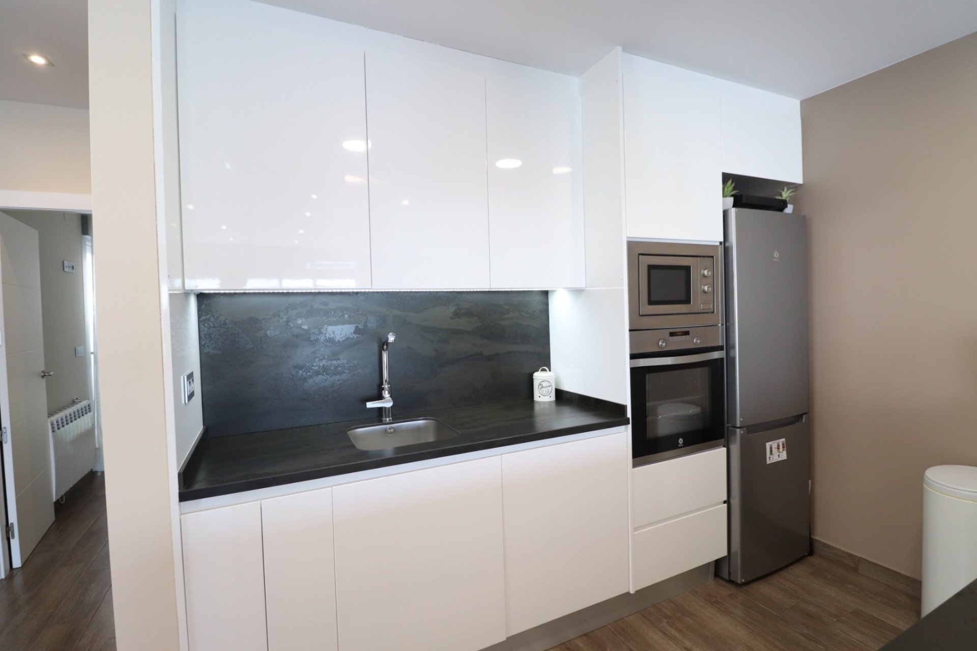 Sale - Villa - Daya Vieja - Daya Vieja - Town