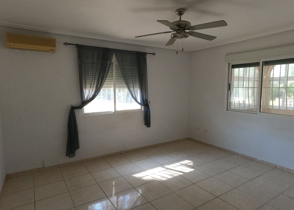 Sale - Villa - Dolores