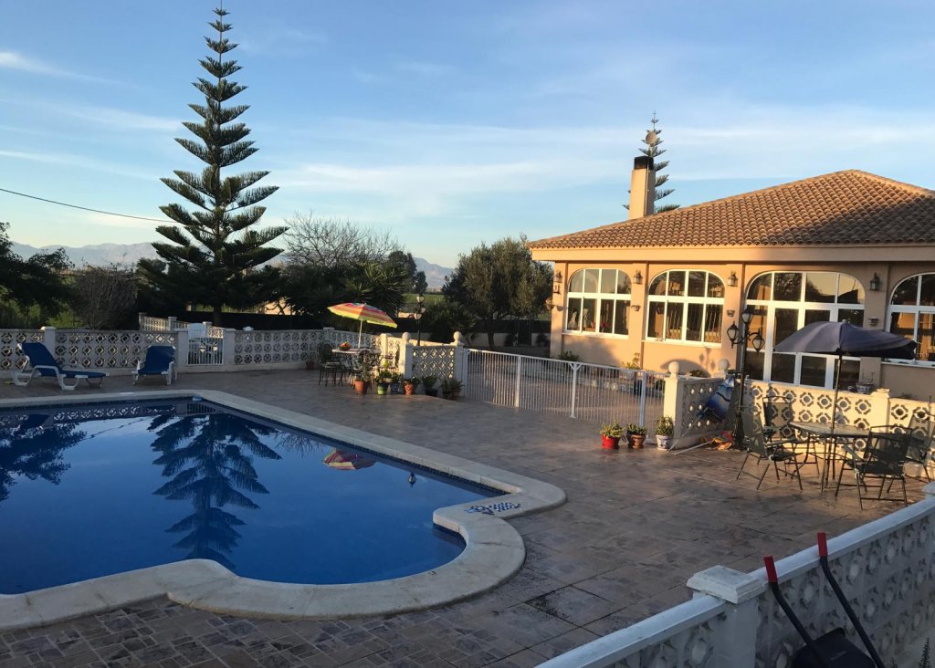 Sale - Villa - Dolores