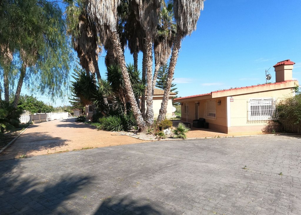 Sale - Villa - Dolores