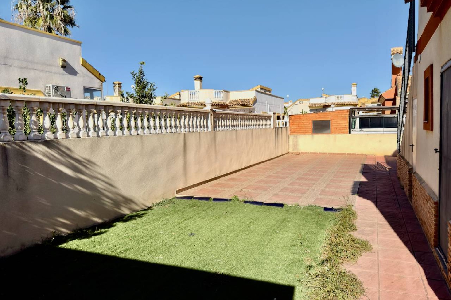Sale - Villa - El Raso