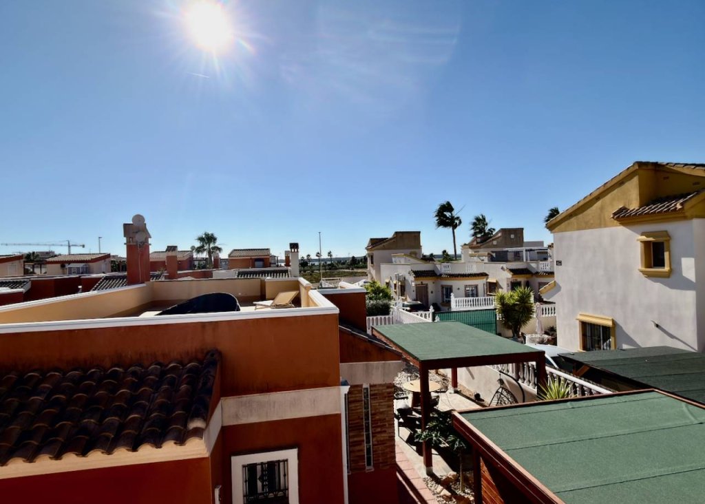 Sale - Villa - El Raso