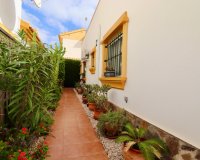 Sale - Villa - Guardamar del Segura - El Raso