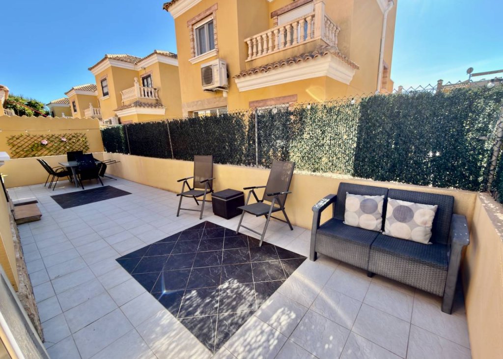 Sale - Villa - Guardamar del Segura - El Raso