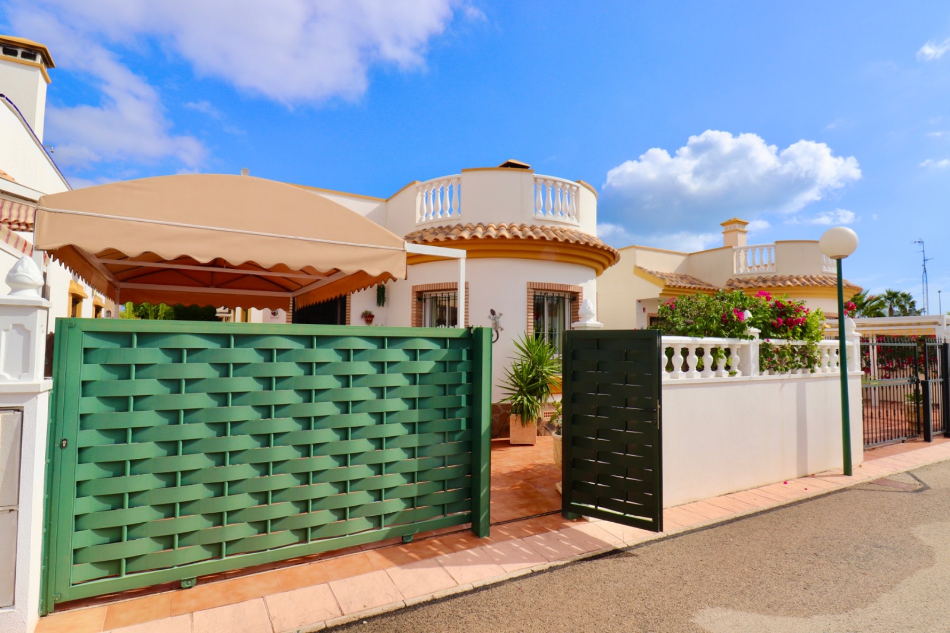 Sale - Villa - Guardamar del Segura - El Raso