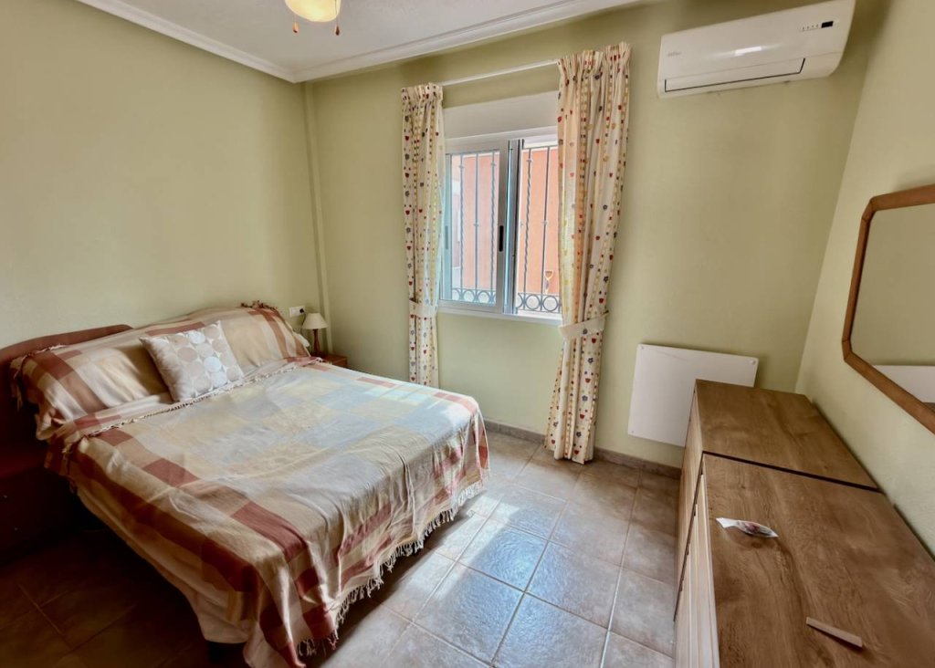 Sale - Villa - Guardamar del Segura