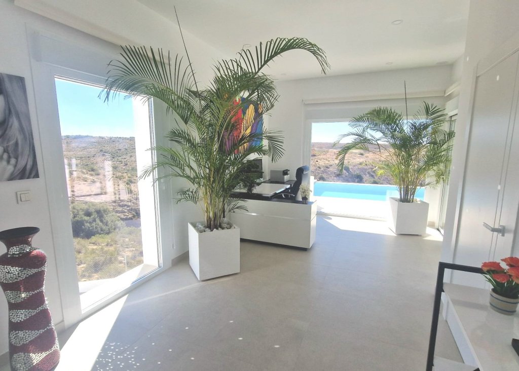 Sale - Villa - La Marina