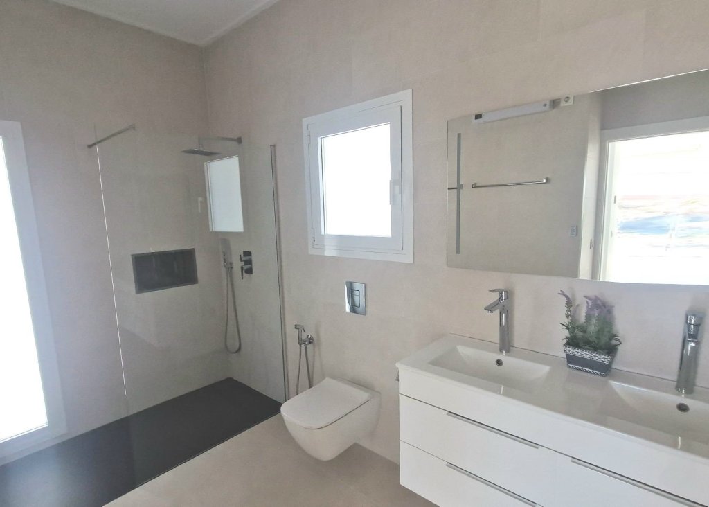 Sale - Villa - La Marina