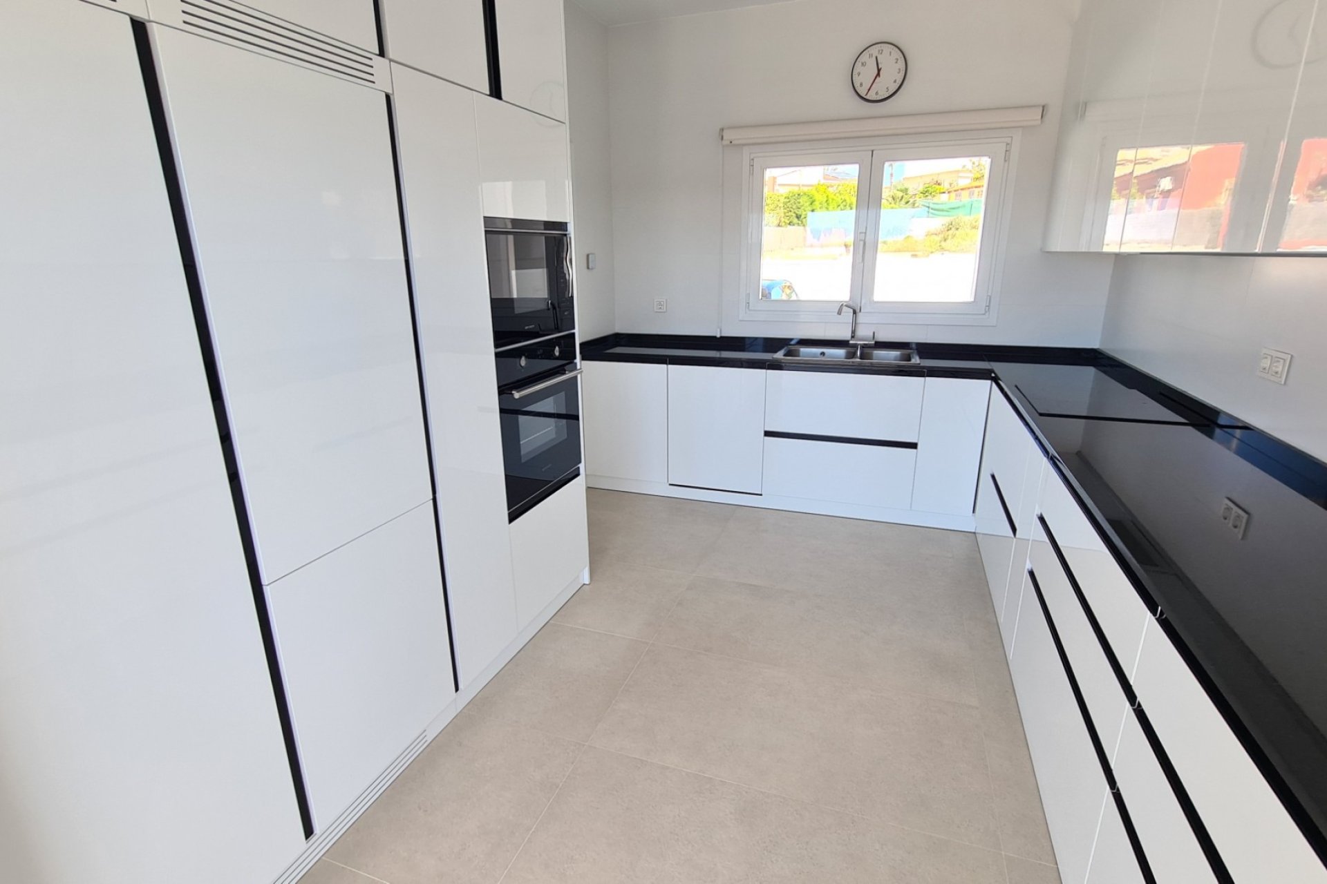 Sale - Villa - La Marina