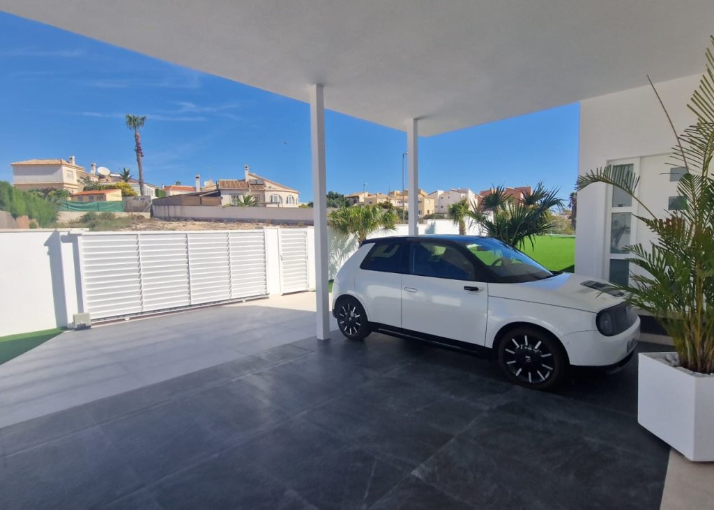 Sale - Villa - La Marina