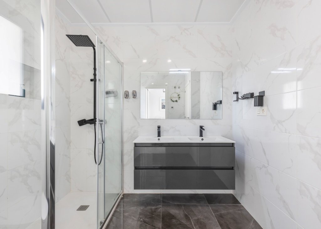 Sale - Villa - Los Montesinos - La Herrada